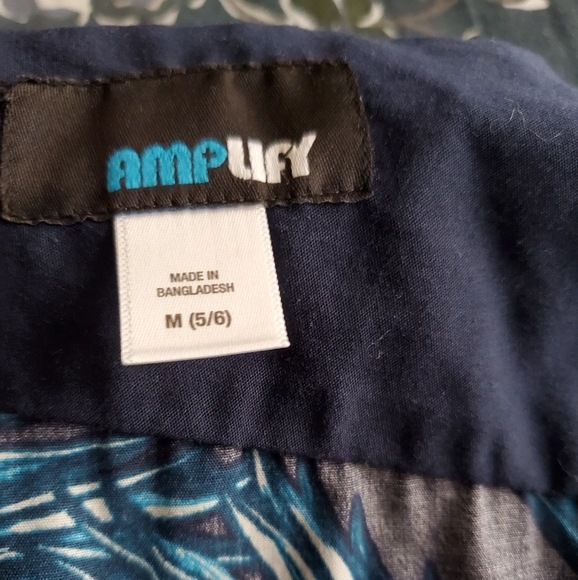 Set of 2 Short Sleeve Collared Shirt size M (5-6) - Picture 5 of 9